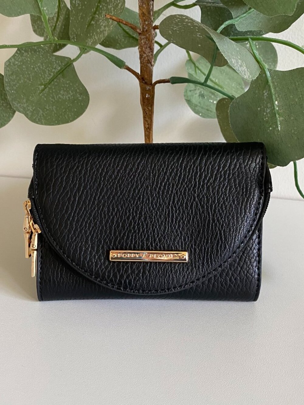 Poppy & Peonies Margaux Wallet Classic Black NWOT